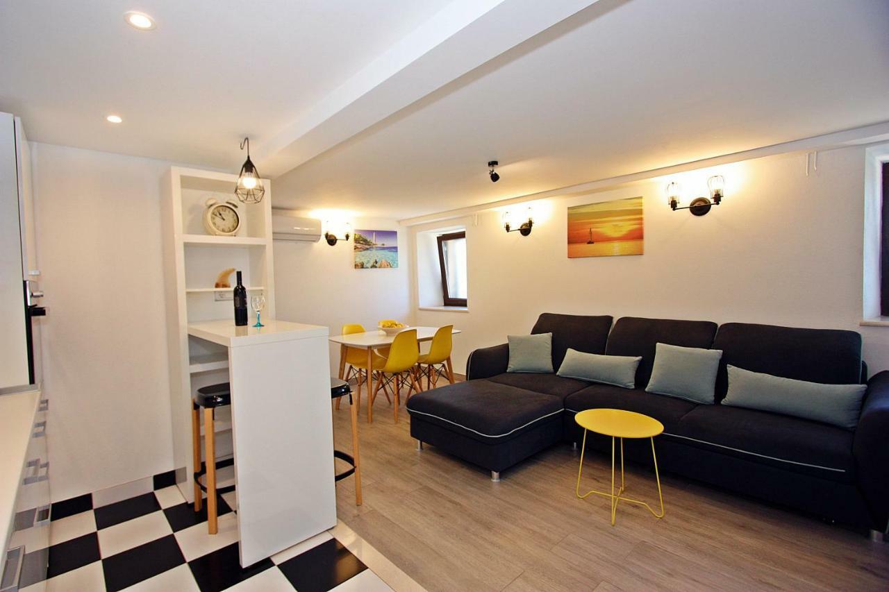 Apartman Ivana Splitska Bagian luar foto